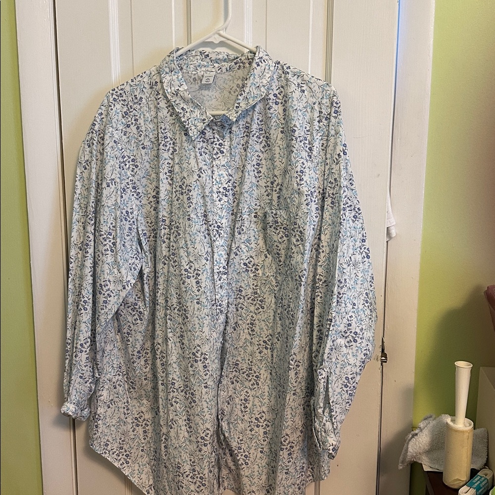 Old Navy Floral Top - Light Blue and White